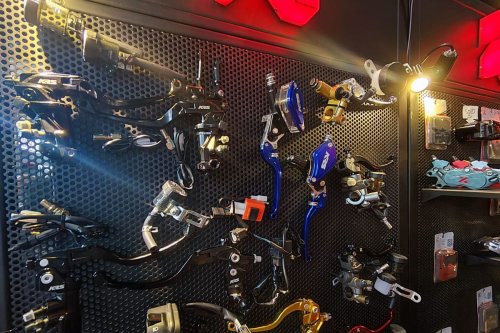Merek Komponen Aftermarket Motor Ini Kenalkan Produk Baru di IMHAX 2026