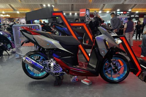 Honda, Modifikasi Honda Vario 125 Cyber Street: Gaya Street-Tech Kekinian