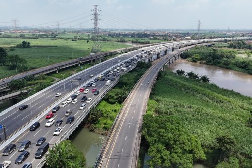 GT Kejapanan Jadi Titik Padat Mudik di Jawa Timur