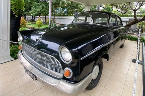 Opel Kapitan, Mobil Bung Tomo Sang Orator Pembakar Semangat