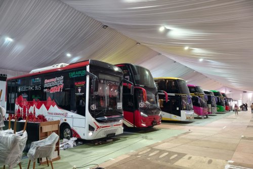 Warna-warni Bus Baru di GIIAS 2026, Sajian Unik Lima Karoseri
