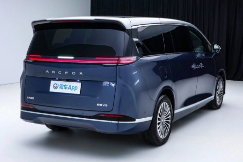 BAIC, BAIC Luncurkan MPV Mewah, Siap Jadi Penantang Alphard dan D9