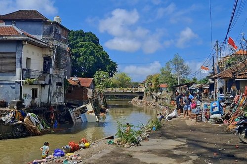Banjir Bali, Begini Pertolongan Pertama Motor yang Terendam Banjir