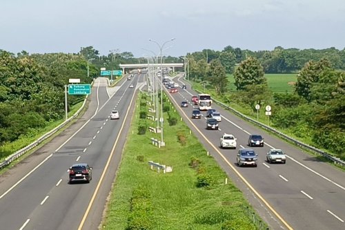 H+8 Lebaran, Volume Lalu Lintas ke Jakarta Masih Tinggi