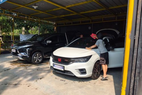 Hujan Abu Vulkanik, Jasa Cucian Motor dan Mobil Jadi Ramai