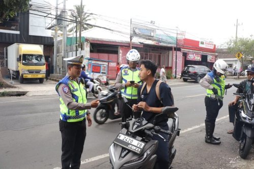 Ingat Lagi Aturan Pakai Helm SNI, Nekat Melanggar Denda Rp 250.000