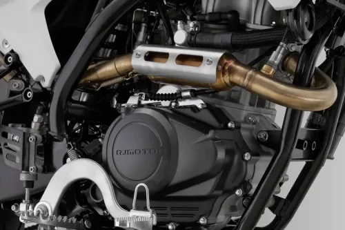 QJMotor Luncurkan COV 125 X dan S, Lawan Baru Segmen Trail