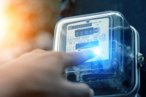 Motor Listrik Makin Ramai, Pengamat Ingatkan Jaringan PLN Perlu Diperkuat