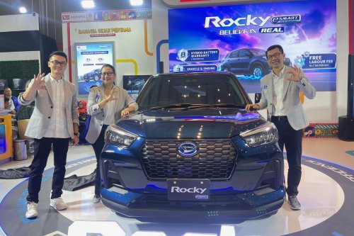 Daihatsu Rocky Hybrid Sapa Warga Bandung