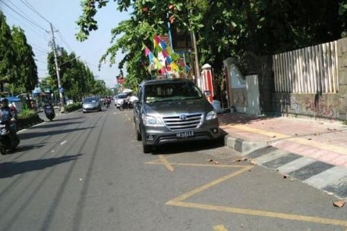 Arti Marka Garis Zig-zag Kuning yang Belum Diketahui Banyak Orang