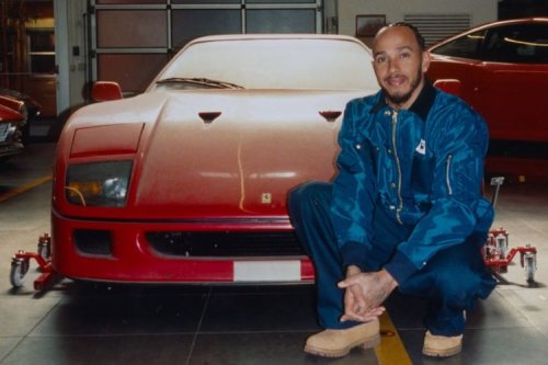 Lewis Hamilton Akhirnya Kesampaian Punya Mobil Impian