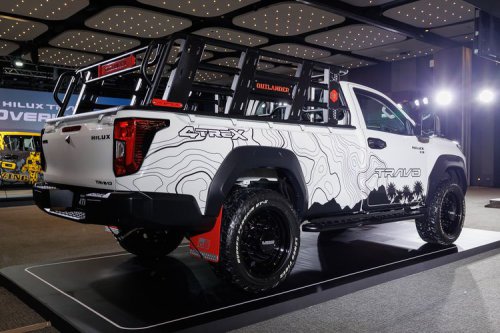 Modifikasi Toyota Hilux Travo 4TREX, Siap Diajak Off-Road