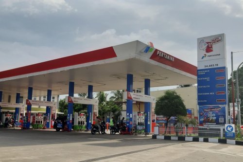 Harga Pertamax Rp 16.250, Berapa Isi Full Tank Stargazer dan Ertiga?