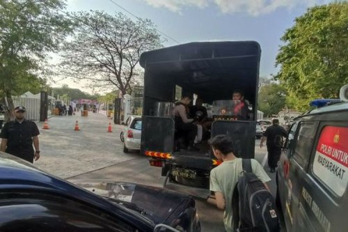 Biasakan untuk Tidak Memberi Uang ke Juru Parkir Liar