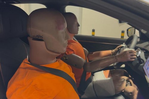 Menilik Ketatnya Uji Keselamatan Mobil Changan di China