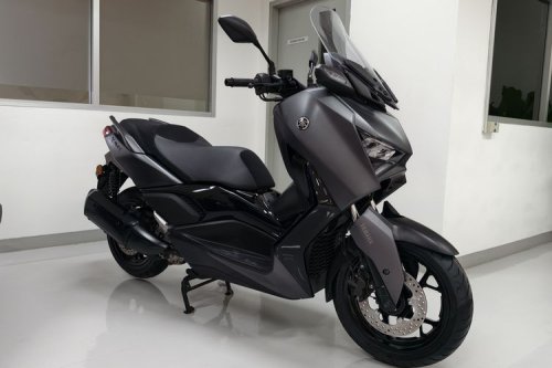 Yamaha Rilis Warna Baru XMAX, Harga mulai Rp 60 Jutaan