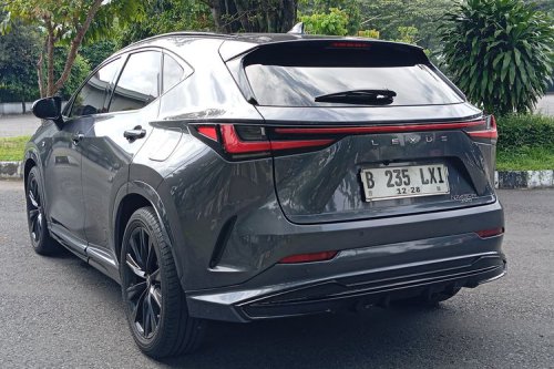 Lexus NX 450h+ F Sport: SUV Elektrifikasi Premium Sporty