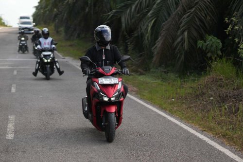 Keliling Pulau Laskar Pelangi dengan Honda Vario Evo 160