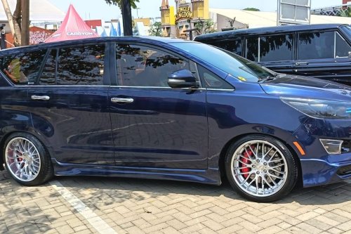 Kijang Innova Reborn Disulap Jadi Clean Racing, Habis Rp 100 Jutaan