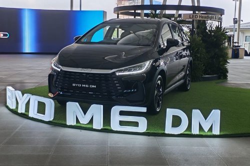 BYD M6 DM Resmi Hadir, PHEV Pertama BYD di Indonesia