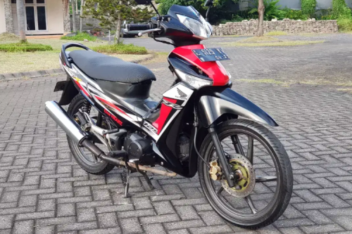 Mitos atau Fakta, Pelek Motor Jari-jari Lebih Kuat dari Pelek Racing?