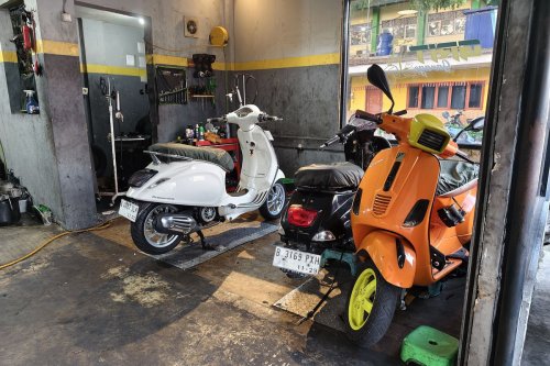 Langkah Modifikasi Performa untuk Vespa Matik