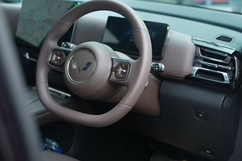 Merasakan Kenyamanan Kabin Wuling Darion PHEV