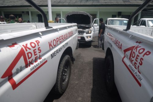 Toyota, Kontradiksi Pasar: Mobil Listrik Menguat, Pangsa Pasar Toyota Susut