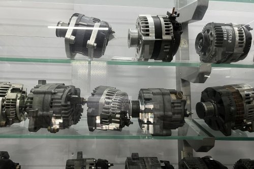 Kenali Ciri-Ciri Alternator Mobil Mulai Bermasalah
