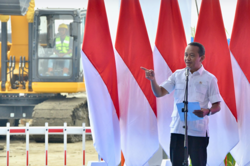 Pabrik Baterai CATL Siap Pasok 300.000 Mobil Listrik