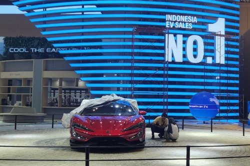 Mengenal Yangwang U9: Supercar Listrik Menari di GIIAS 2025