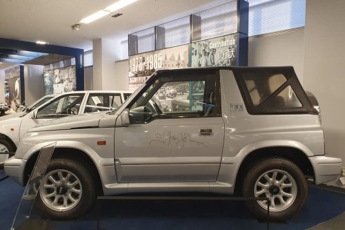 Suzuki , Suzuki Vitara, Suzuki Vitara Cabrio Elton John Edition, Perpaduan Otomotif dan Musik