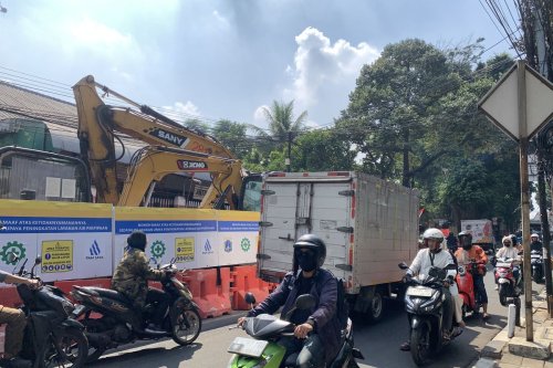 Cara Paling Efektif Cegah Kecelakaan Motor Saat Berangkat Kerja Pagi