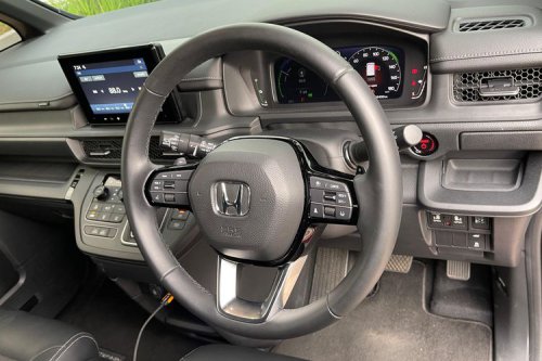 Honda Step WGN vs Wuling Darion: Mana MPV Hybrid Terbaik?
