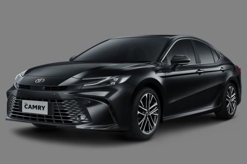 Toyota, Toyota Camry, Toyota Luncurkan Camry Bensin Terbaru, Simak Ubahannya