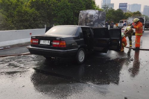 Sering Disepelekan, Ini 3 Penyebab Utama Mobil Terbakar