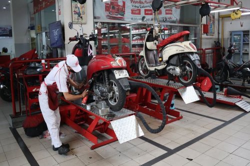 Cara Mengatasi Motor Brebet Akibat BBM Buruk
