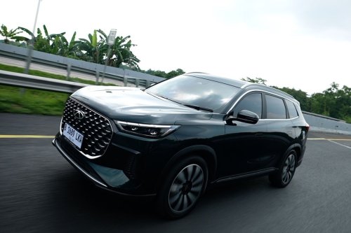 Adu DFSK E5 Plus Vs Chery Tiggo 8 CSH, Mana yang Lebih Menarik?