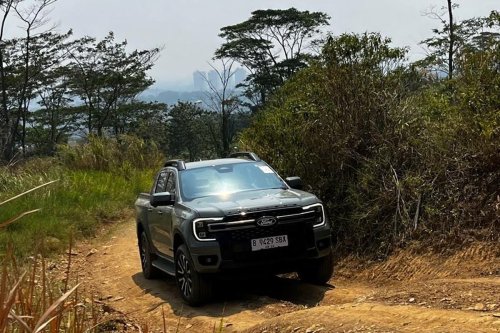 Impresi Perdana Ford Everest Platinum V6 3.0L di Jalur Off Road