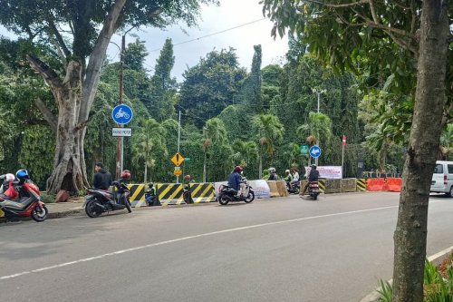 Hati-hati Lewat Jalan Alternatif Batu Tulis, Tanahnya Masih Labil