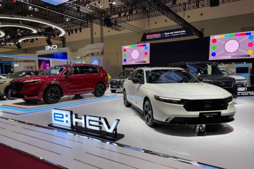 Honda, Penjualan Mobil Hybrid Honda Tembus 25 Persen