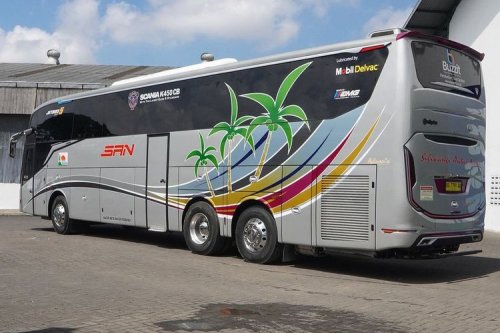 Bus Tronton: Solusi Ekonomis untuk Layanan Premium
