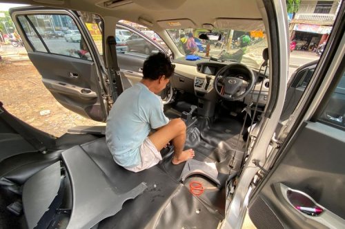 Upgrade Mobil LCGC dengan Jok Premium: Biaya dan Opsi