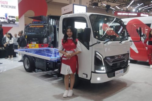 Isuzu, Isuzu Belum Mau Jual Truk Listrik di Indonesia