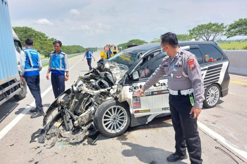 Lewat Jalan Layang MBZ Saat Arus Balik, Hati-hati Tabrakan Beruntun