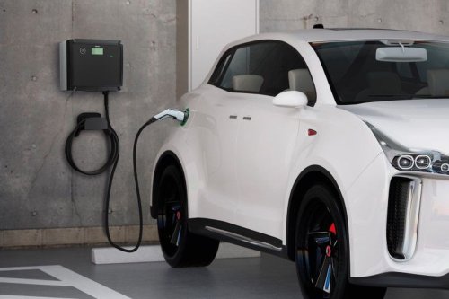 PLN Diskon Tambah Daya 50 Persen, Cocok untuk Pasang Home Charging