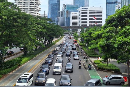 Belajar dari Kecelakaan Maung di Suramadu: Pentingnya Jaga Jarak Aman