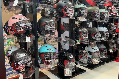 Pilihan Helm Murah di IIMS 2026, Harga mulai Rp 210.000