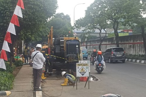Kemacetan Jalan TB Simatupang: Proyek Pipa Air Limbah Dimulai