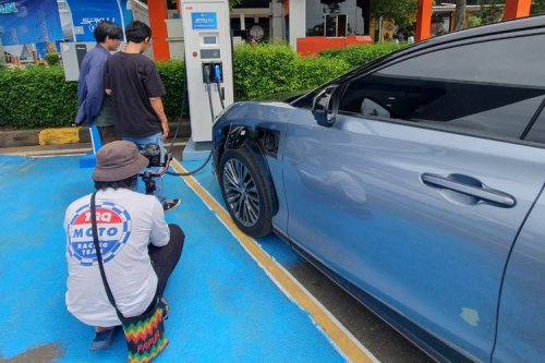 Faktor yang Mempengaruhi Harga Jual Kembali Mobil Listrik di Indonesia